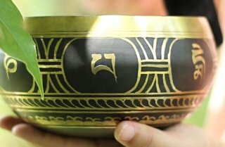 Tibetisches Klangschalen Set 10 cm gold