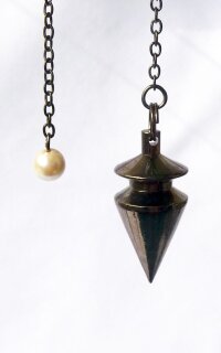 Kegel Pendel groß geschwärzt aus Messing